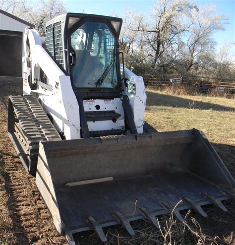 80 hp bobcat skid steer|bobcat t300 horsepower.